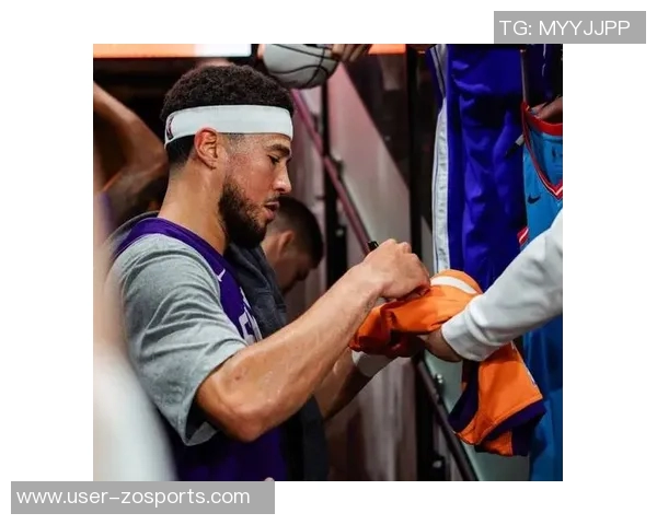 费尔顿质疑现役得分后卫实力布克是否是仅次于爱德华兹的最佳选择