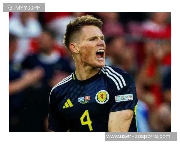 麦克托米奈上半场末段不理智动作遭黄牌处罚引发争议